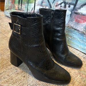 Leather snakeskin Ankle Boots